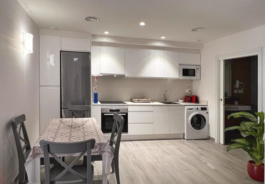 Apartamento Mimi's In En Corts Valencia