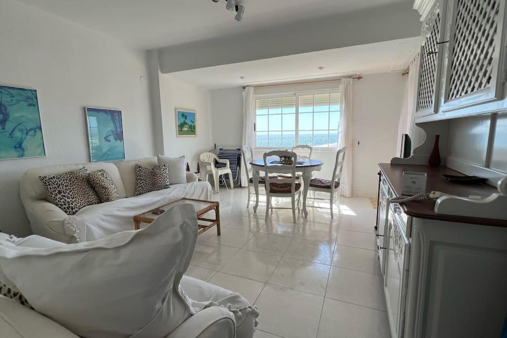 Apartamento Con Acceso Directo A La Playa Apartment Valencia