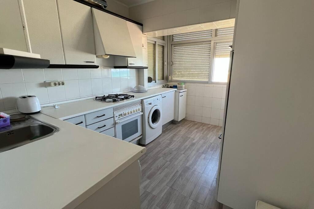 Apartamento Con Acceso Directo A La Playa * Valencia
