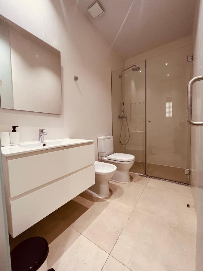 Bet - Market Apartment