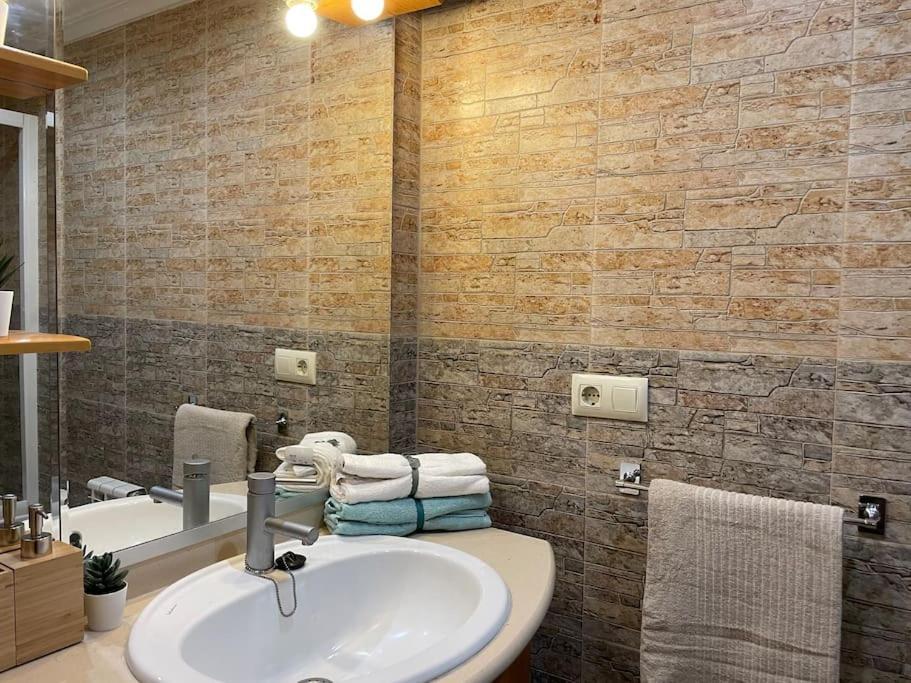 Apartamento Precioso Junto Al Centro Con Garaje
