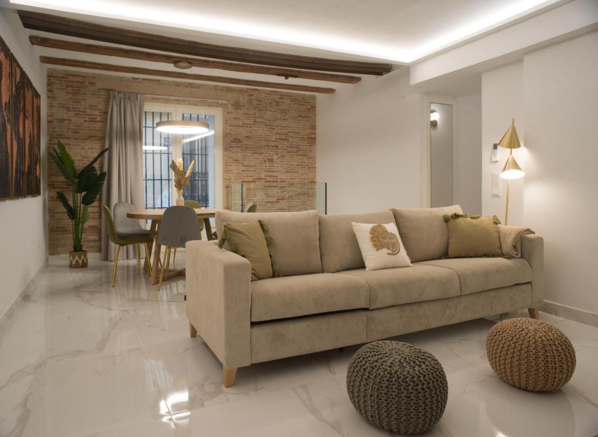 Apartment Market - Ciutat Vella, Exclusively For Families - Mid-term Valencia