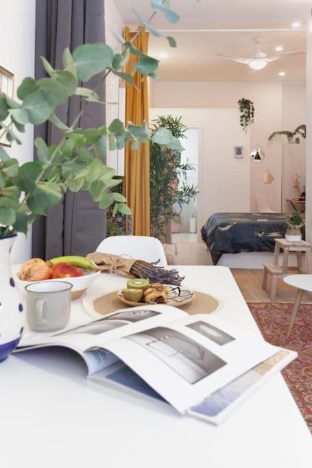Ra - Stylish Loft - Walk To The Of Apartamento Valencia