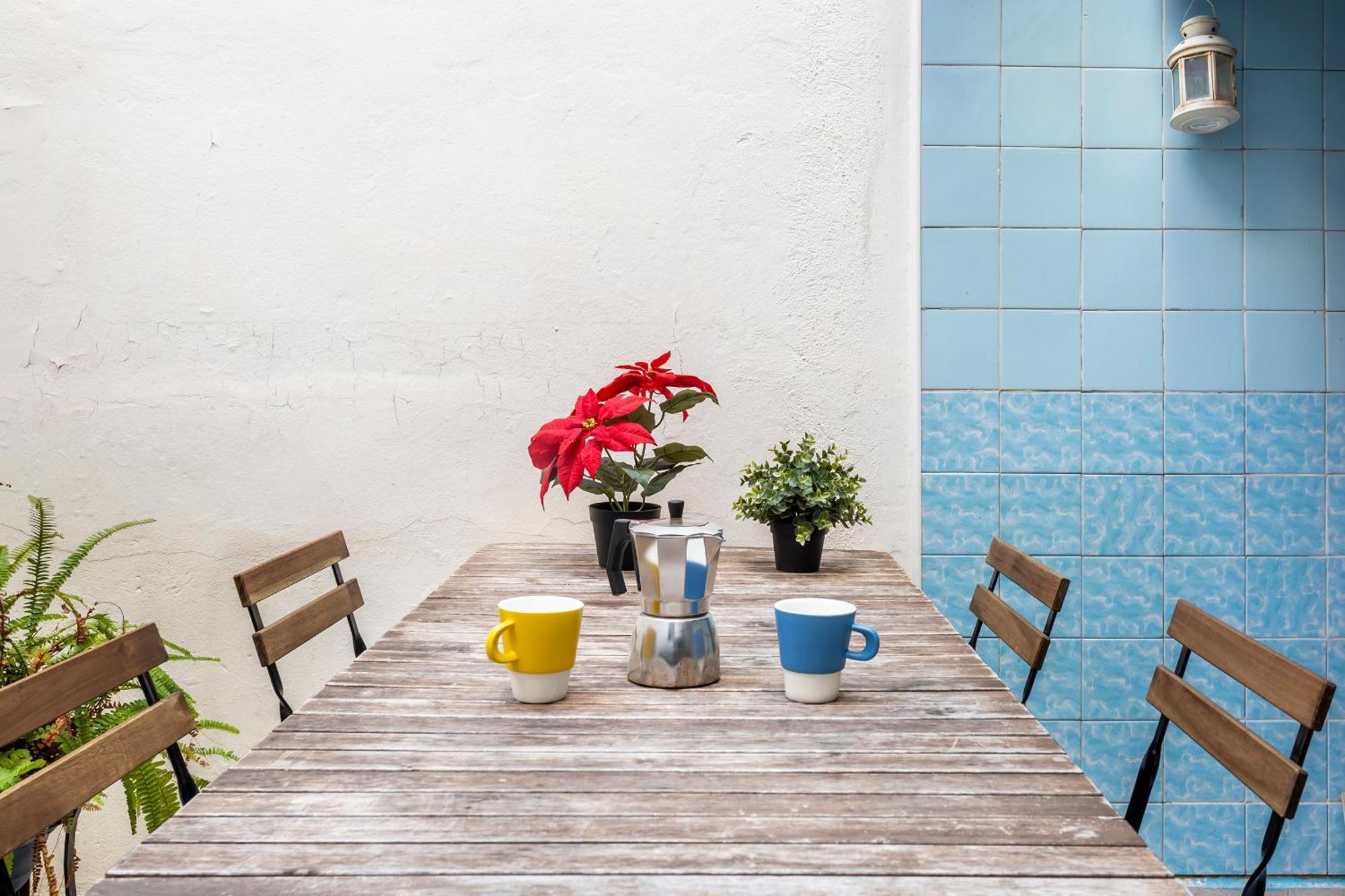 Apartmento Con Terraza En Cabañal Apartamento *