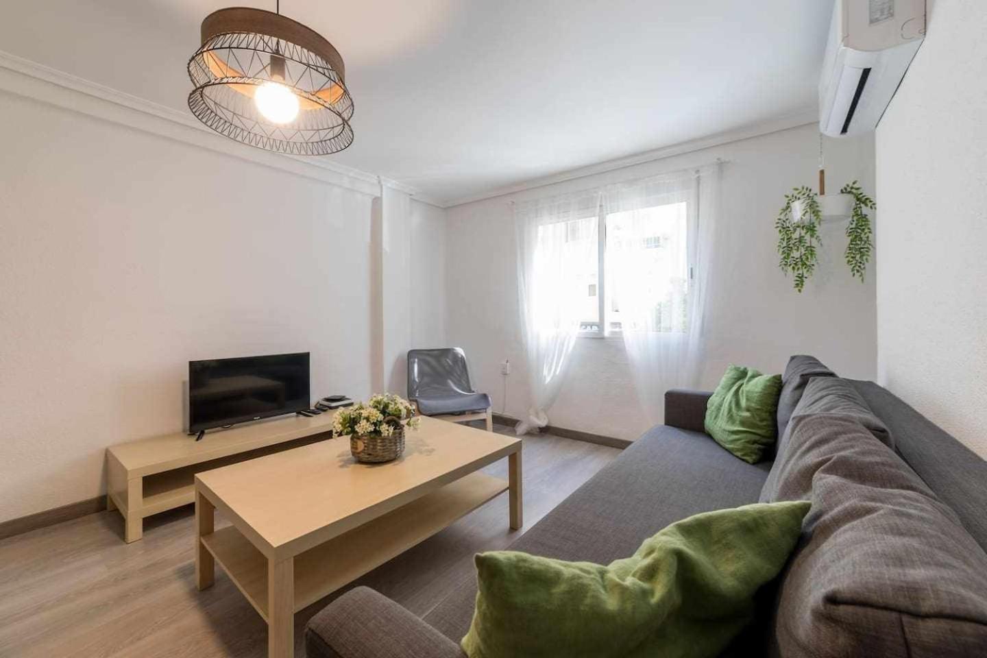 Apartamento Piso Carolina