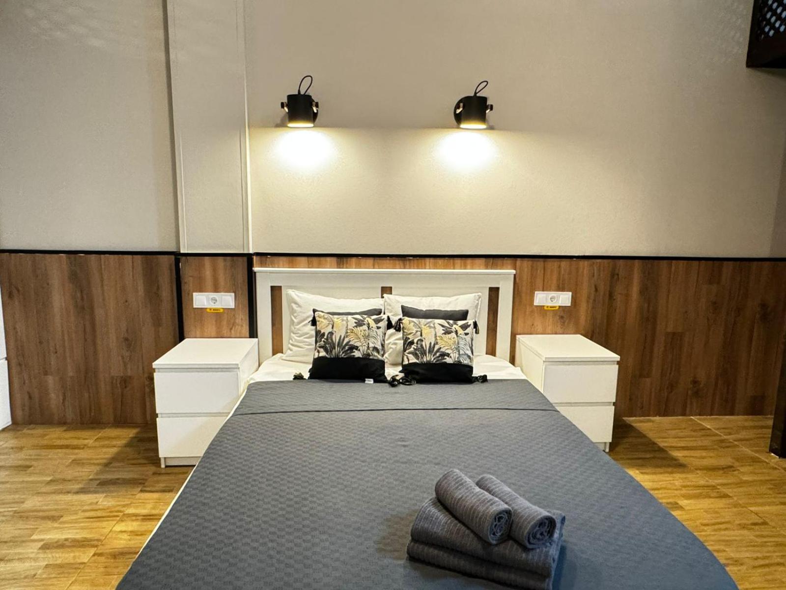 Lliri 7 Apartamento