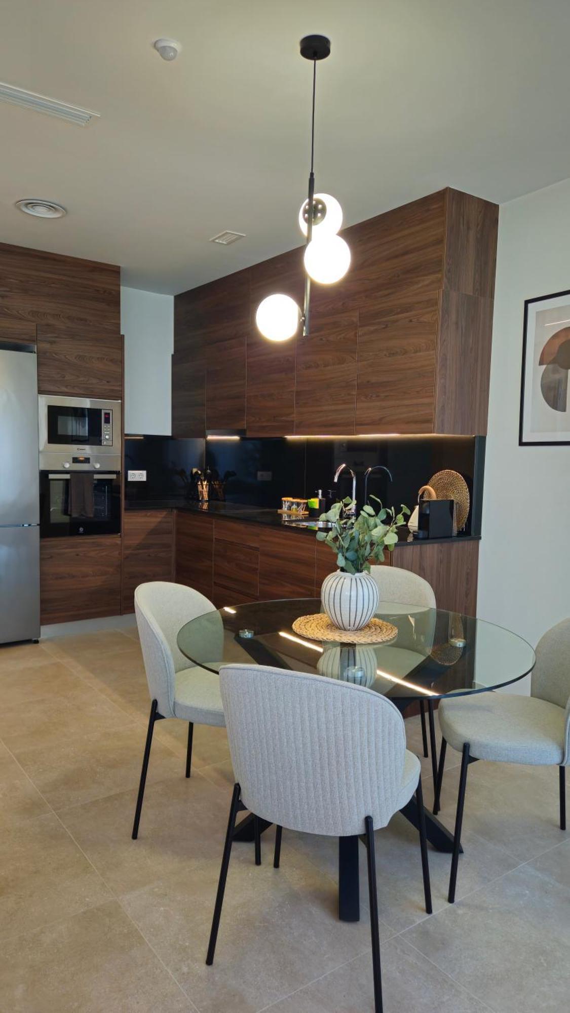 Imperial Apartment *