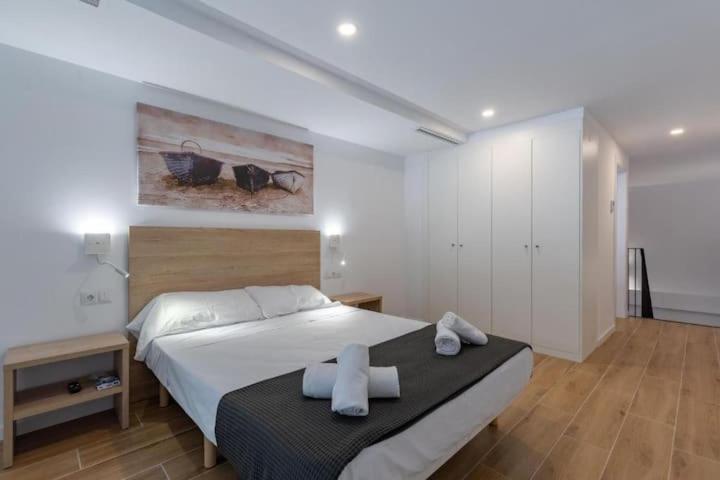 Duplex 6 Pax 2 Bth, Excelent Area Luxor * Valencia