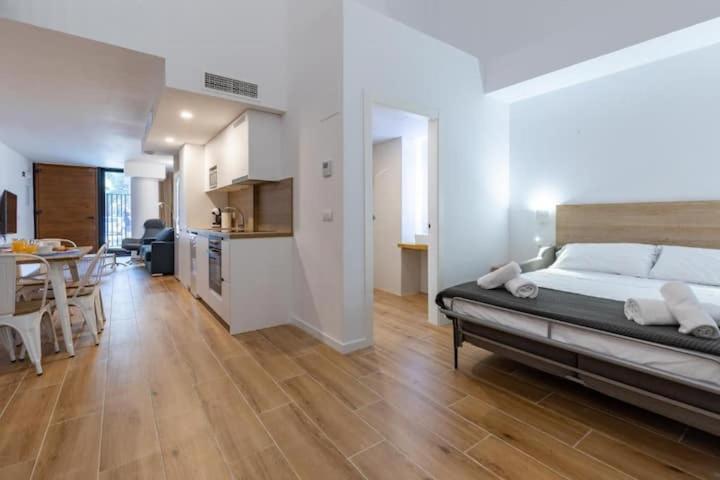 Duplex 6 Pax 2 Bth, Excelent Area Luxor Apartamento Valencia