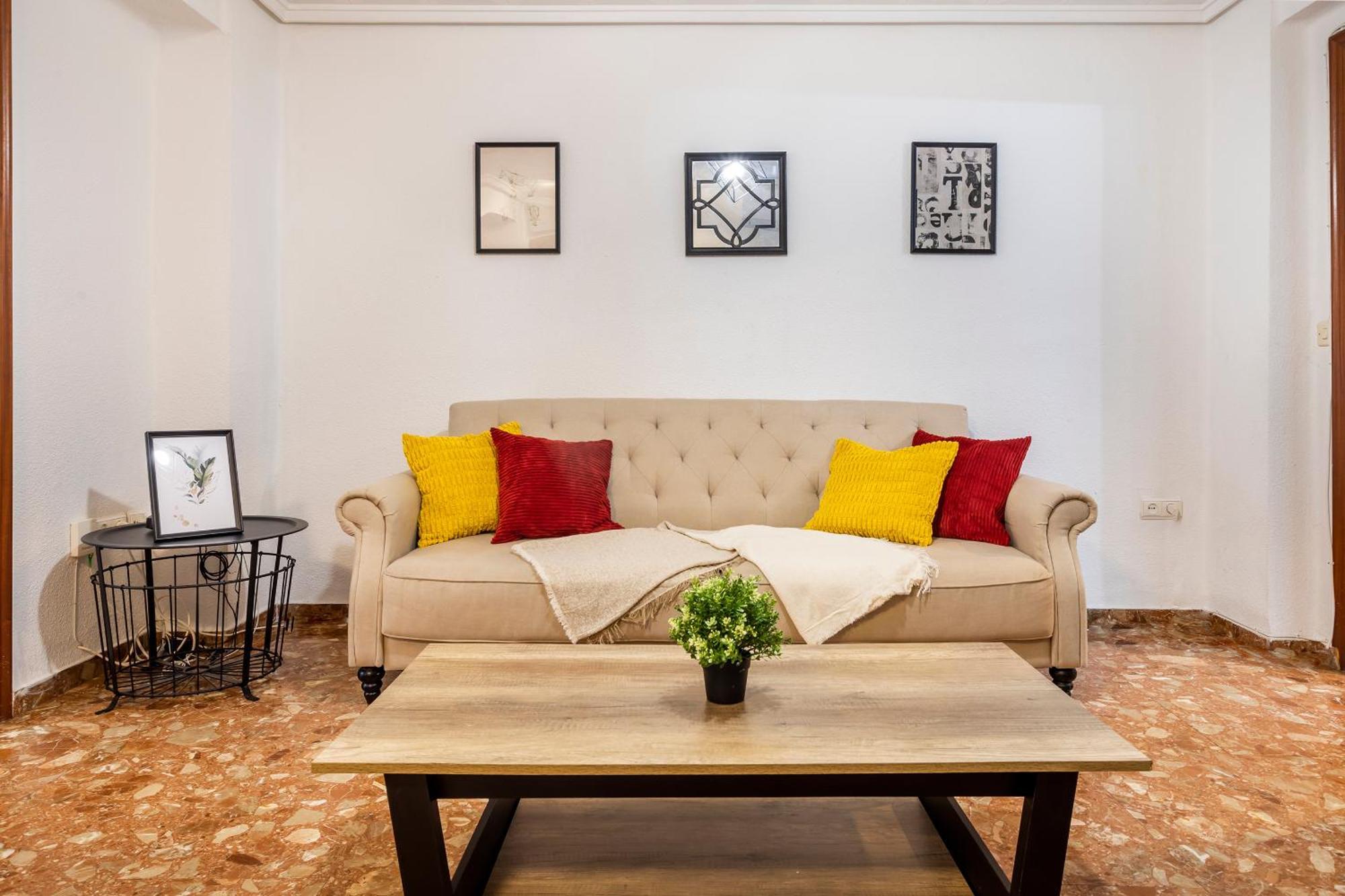Apartmento Con Terraza En Cabañal *