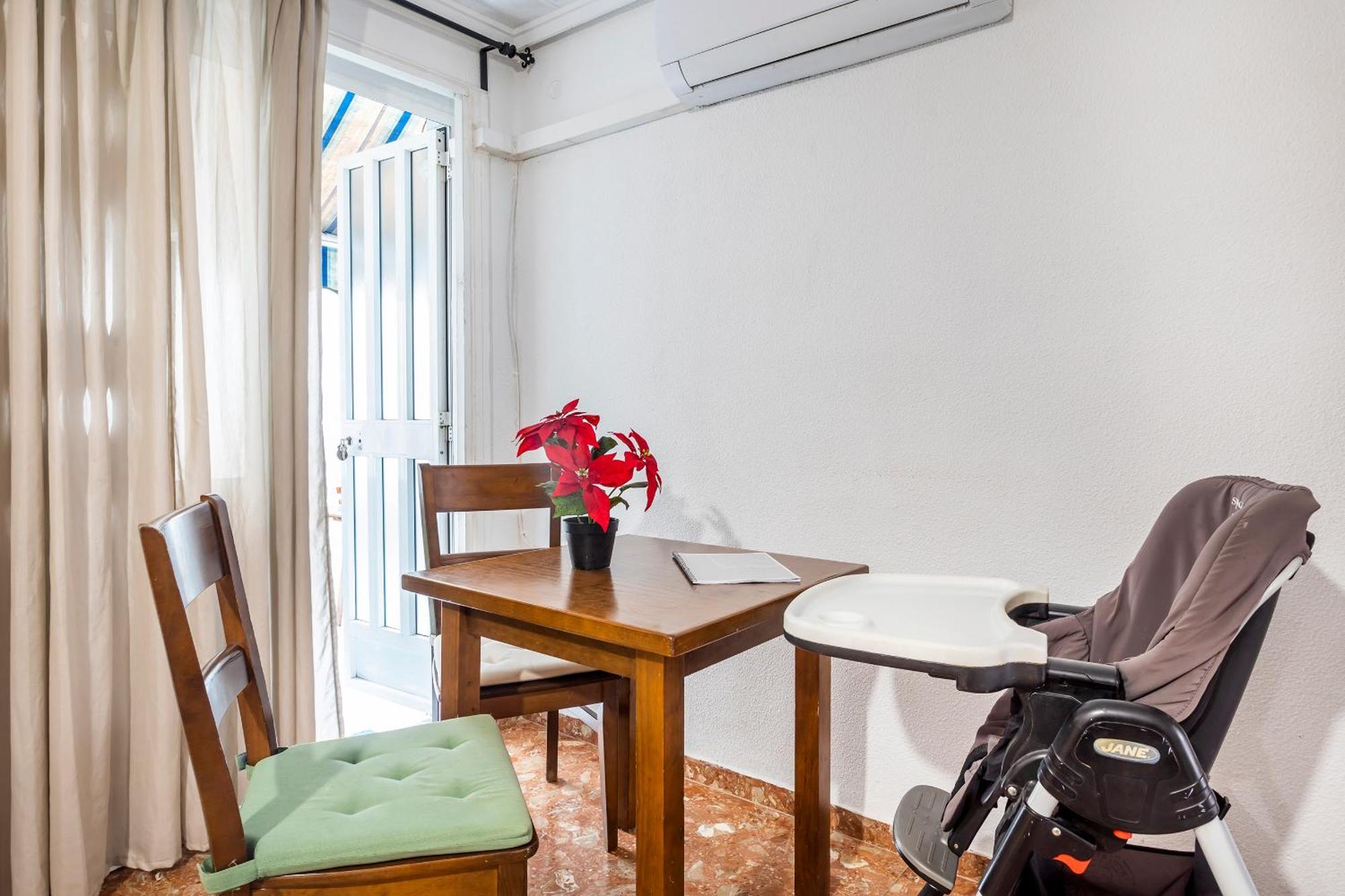 Apartmento Con Terraza En Cabañal Apartamento Valencia