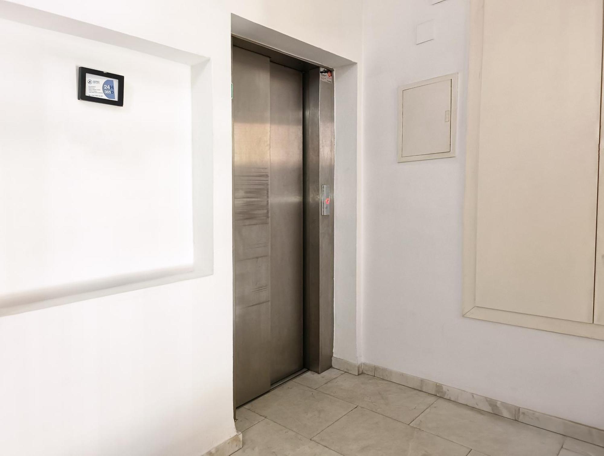 Flats Friends Torres Quart Apartment Valencia