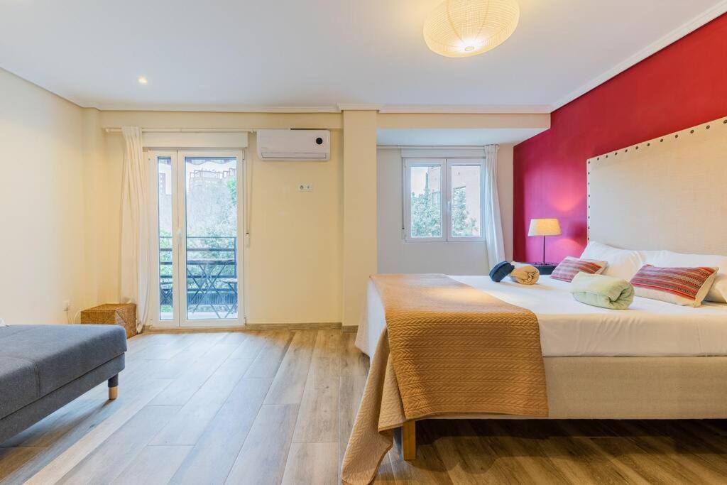 Ciudad Artes Gem: Stylish Near Ruzafa & Apartamento *