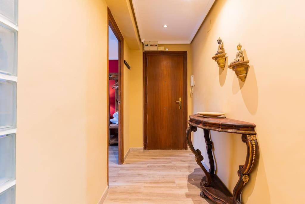 Apartamento Ciudad Artes Gem: Stylish Near Ruzafa & Valencia