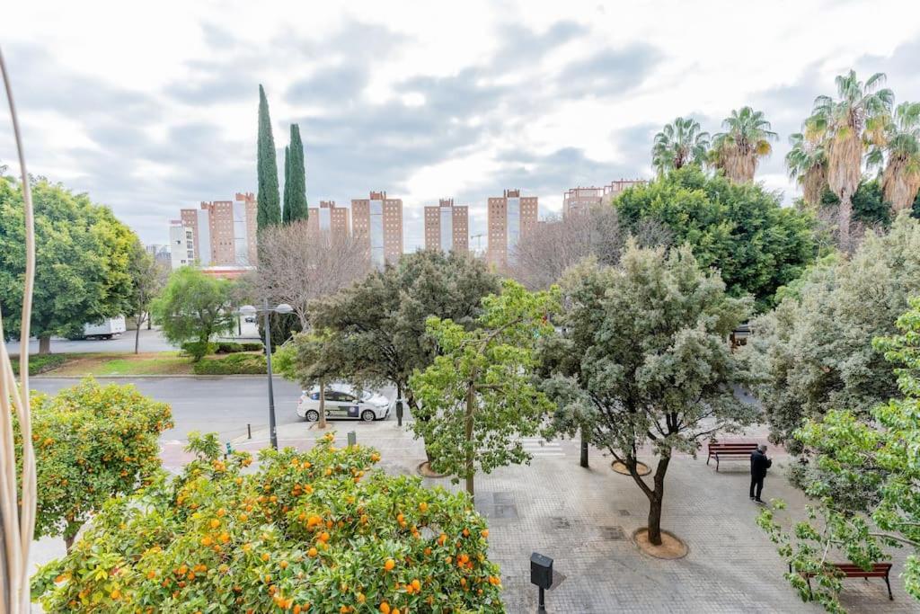 Apartamento Ciudad Artes Gem: Stylish Near Ruzafa & *