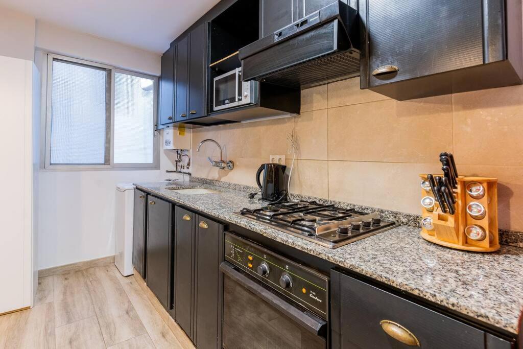 Ciudad Artes Gem: Stylish Near Ruzafa & Apartamento