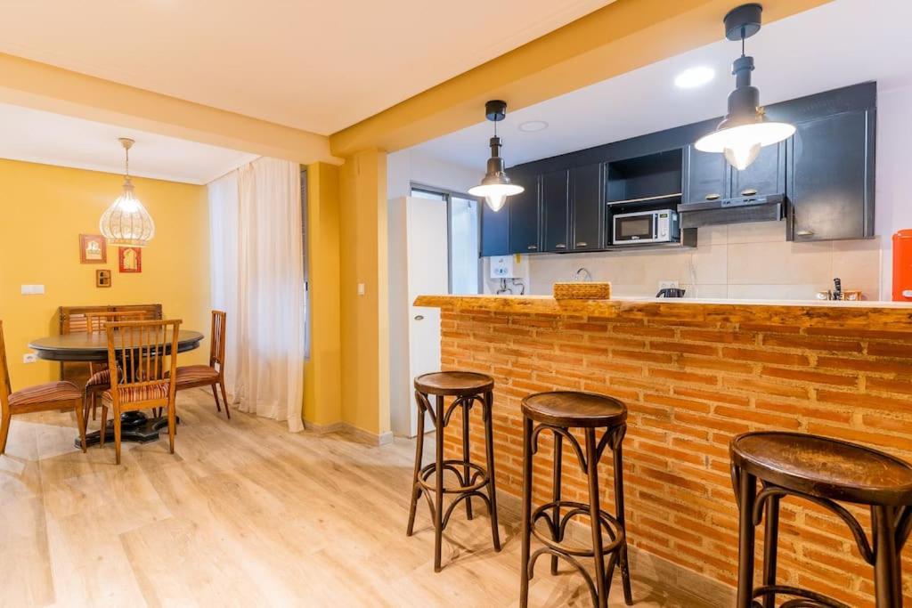 Ciudad Artes Gem: Stylish Near Ruzafa & Valencia