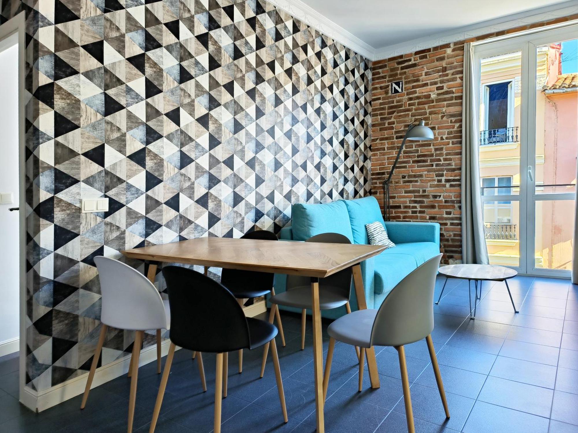 Flats Friends Torres Quart Apartment