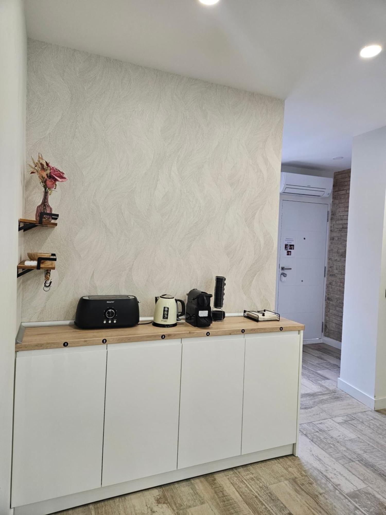 Centrica De Lujo Gv 4 Homestay Valencia
