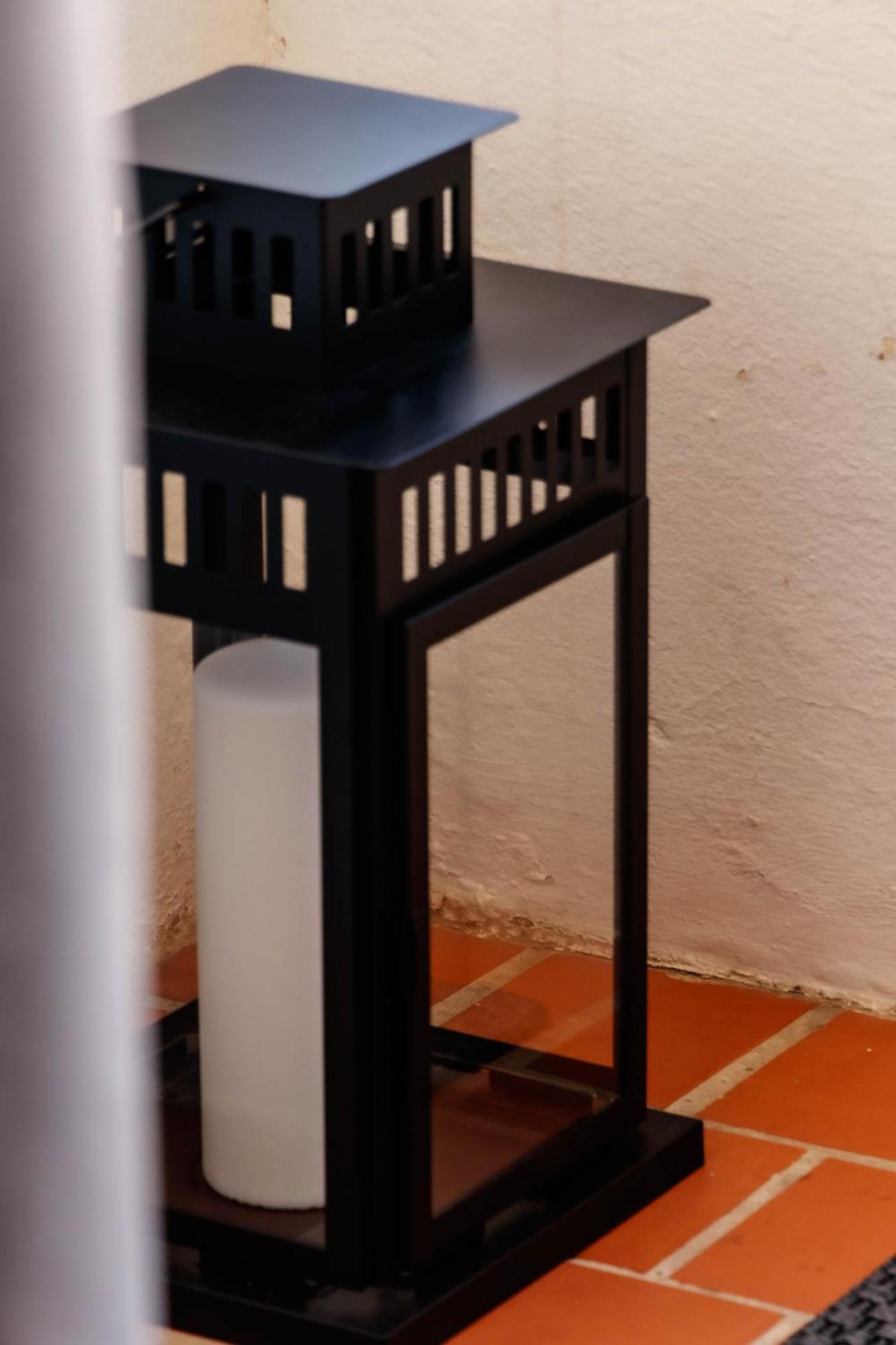 Apartamento Luminoso. Comodo. Acogedor. Wifi. Junto A Ave Valencia