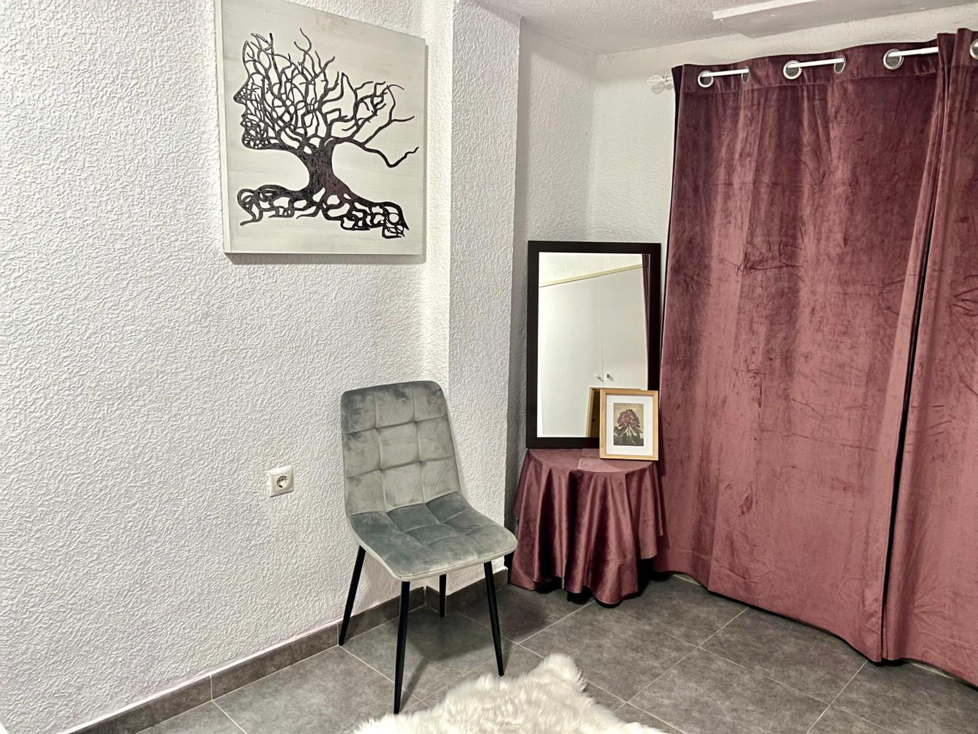 Habitación en casa particular Private *