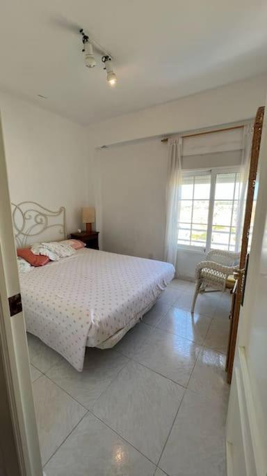 Apartamento Con Acceso Directo A La Playa *