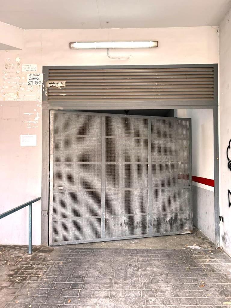 Esmeralda With Free Private Underground Parking Apartamento *