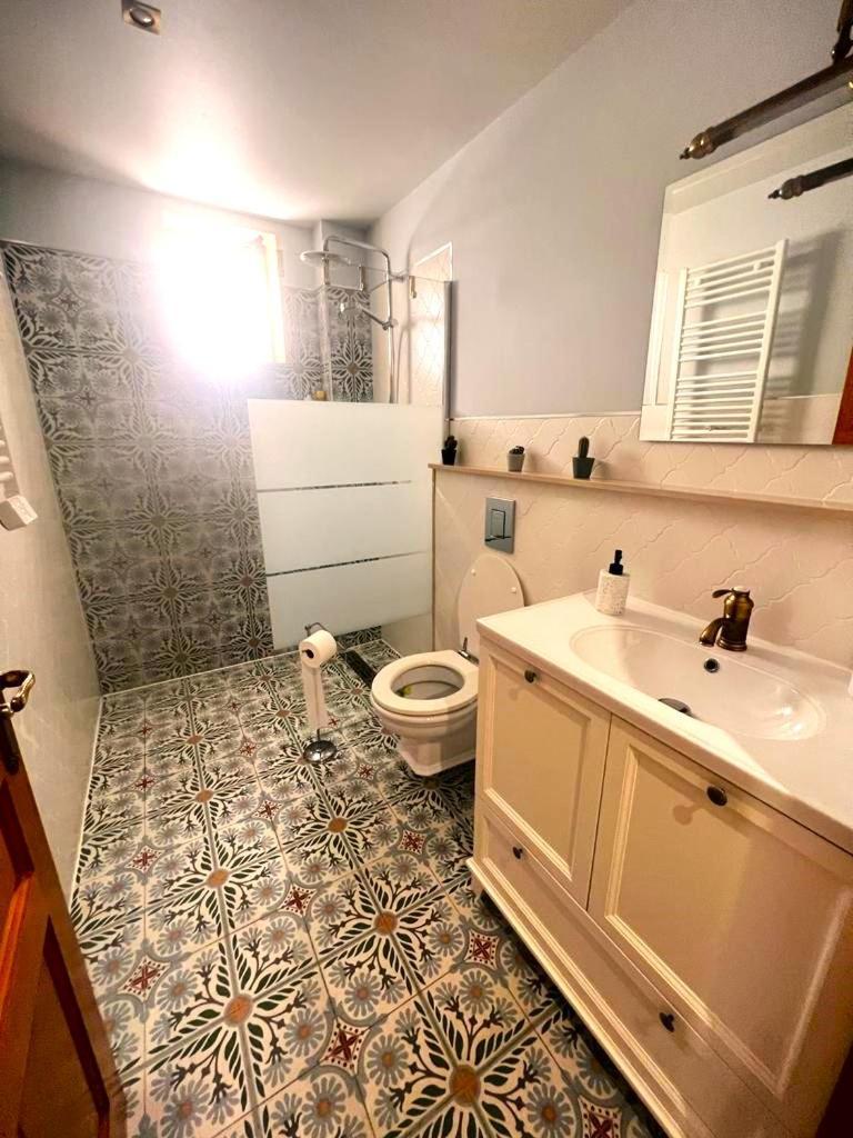 Esmeralda With Free Private Underground Parking Apartamento Valencia