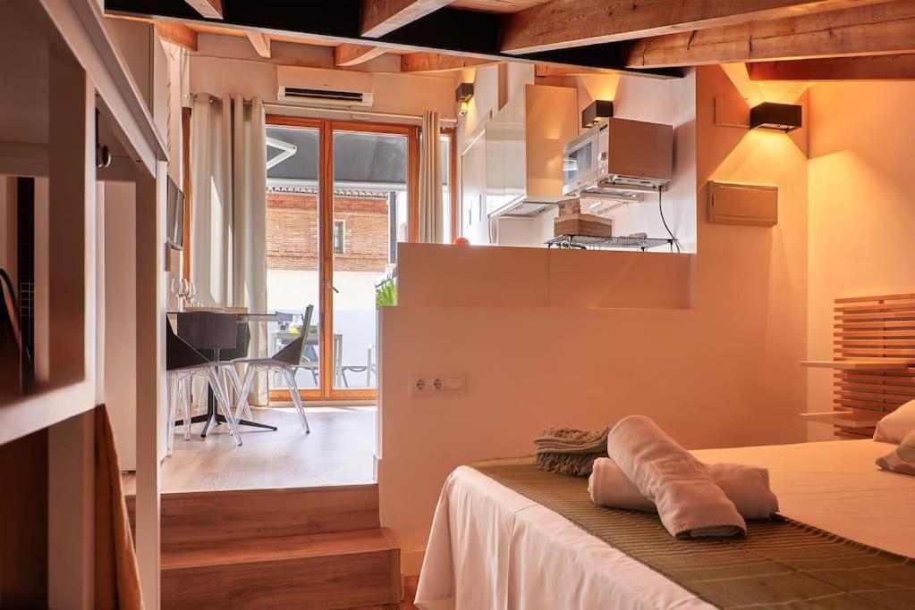 Sunny Cozy Penthouse With A Terrace At Plaza Del Carmen * Valencia