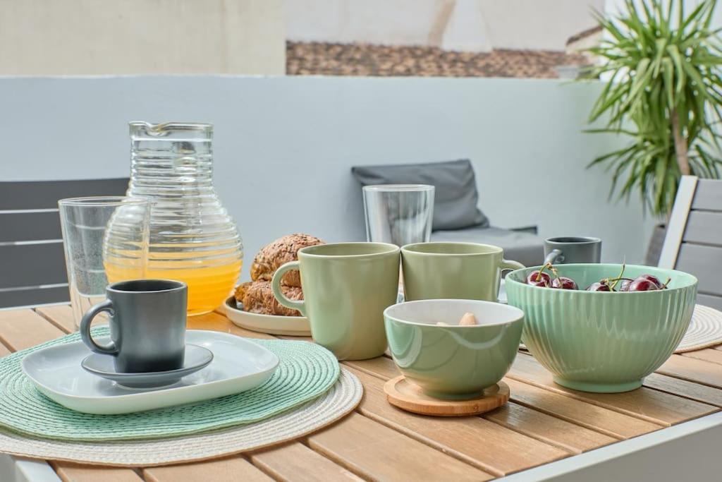 Sunny Cozy Penthouse With A Terrace At Plaza Del Carmen