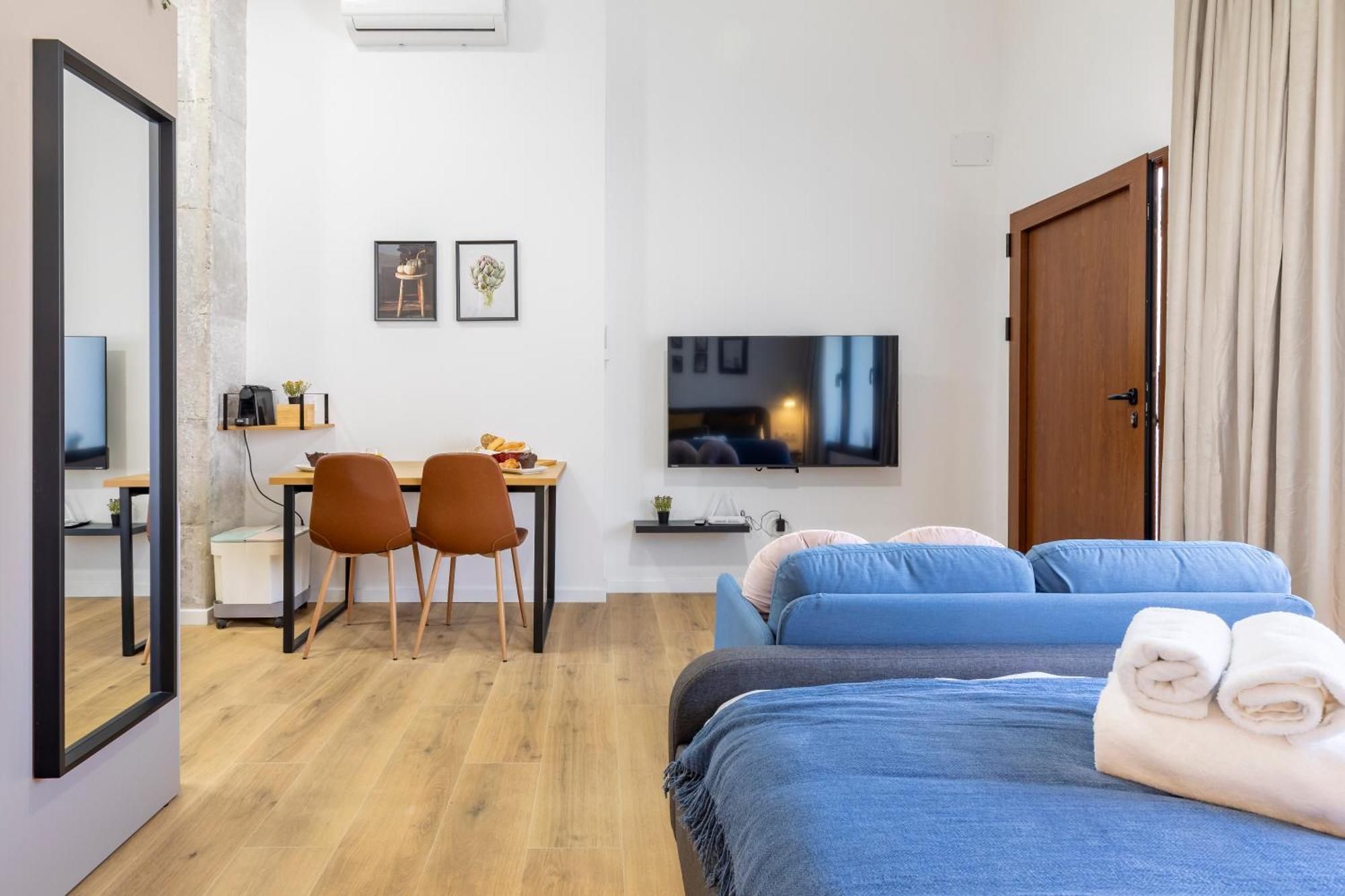 Apartamento Travel Habitat Patraix Con Terracita