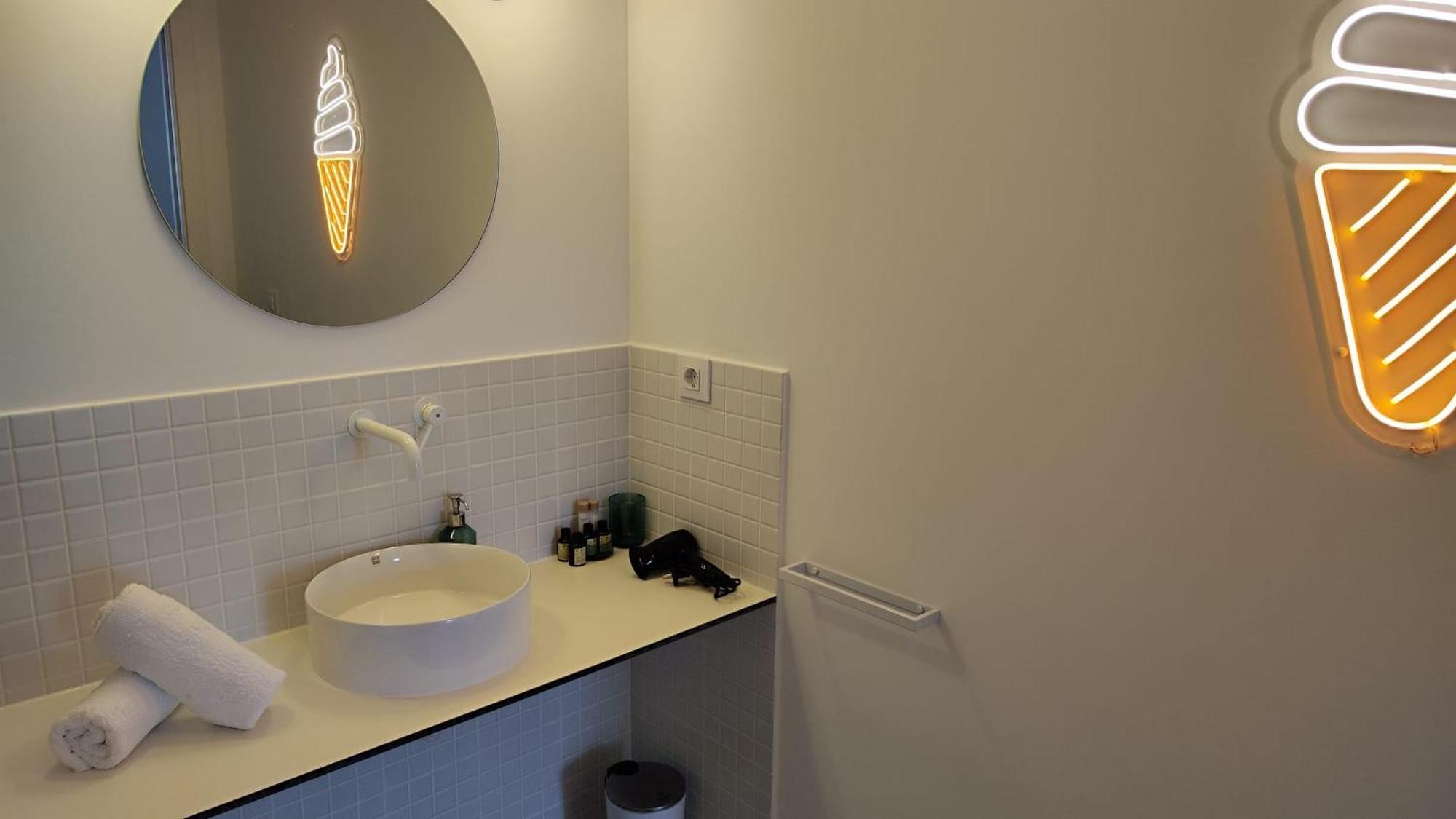 Carisan2 Fully Equipped 6 Min To Apartamento