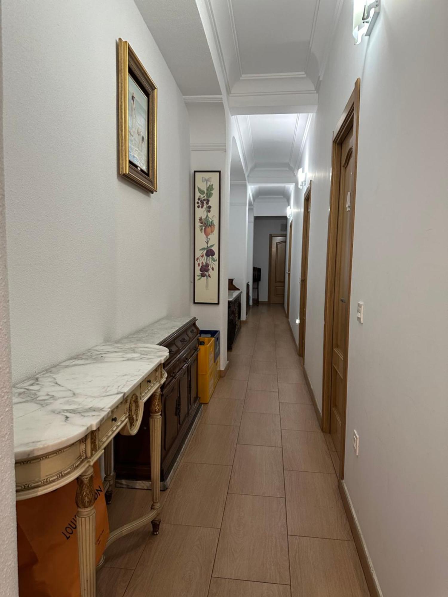 Mirador 1 Del Mercado - Con Bano Privado En El Centro De La Ciudad Vella Homestay *