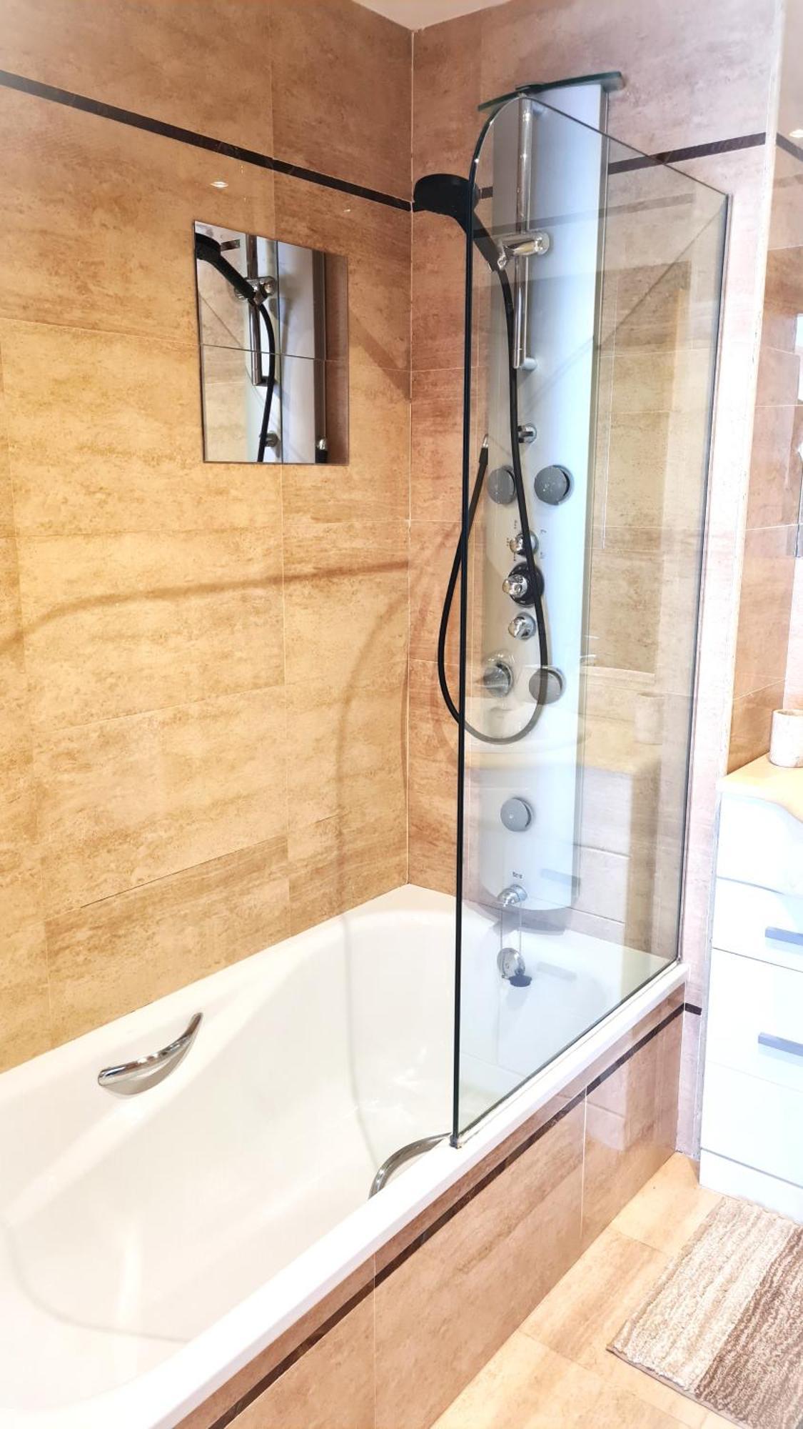 Apartment Luxury A40-28 With Terrace And Sea Views