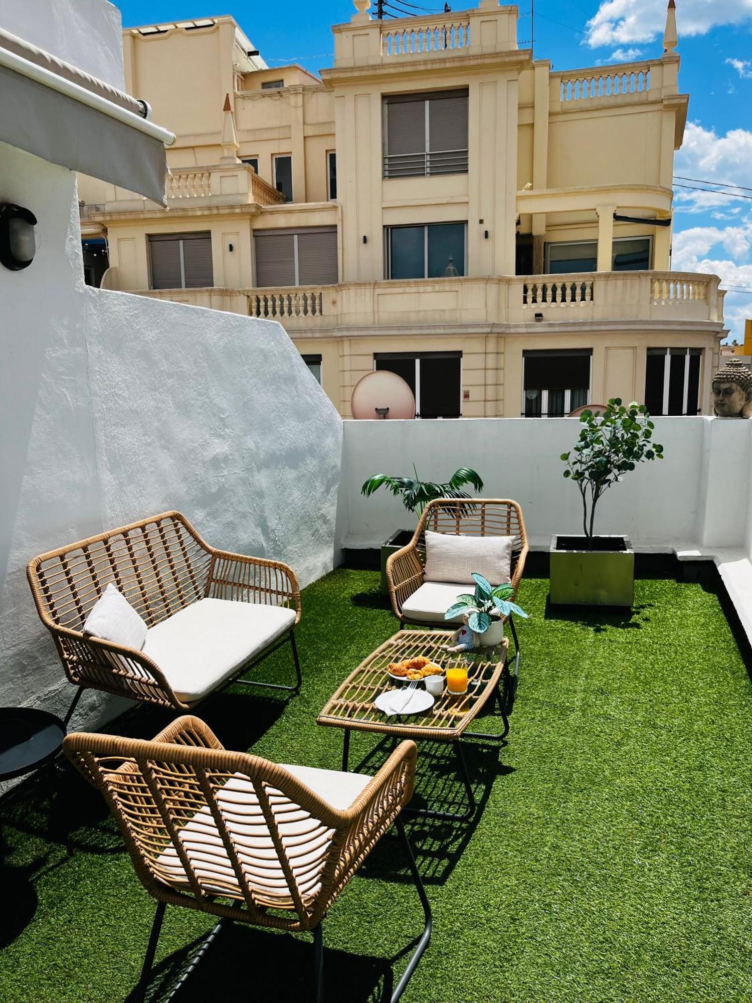 Travel Habitat - Centro * Valencia