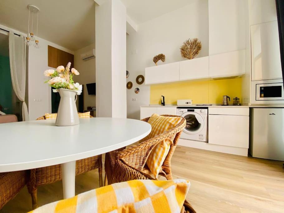 Beautiful And Charming Loft In Russafa Soho * Valencia