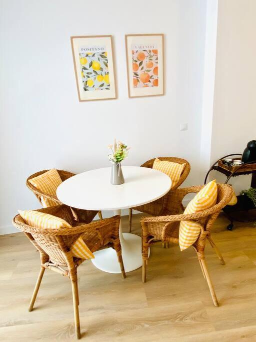 Beautiful And Charming Loft In Russafa Soho