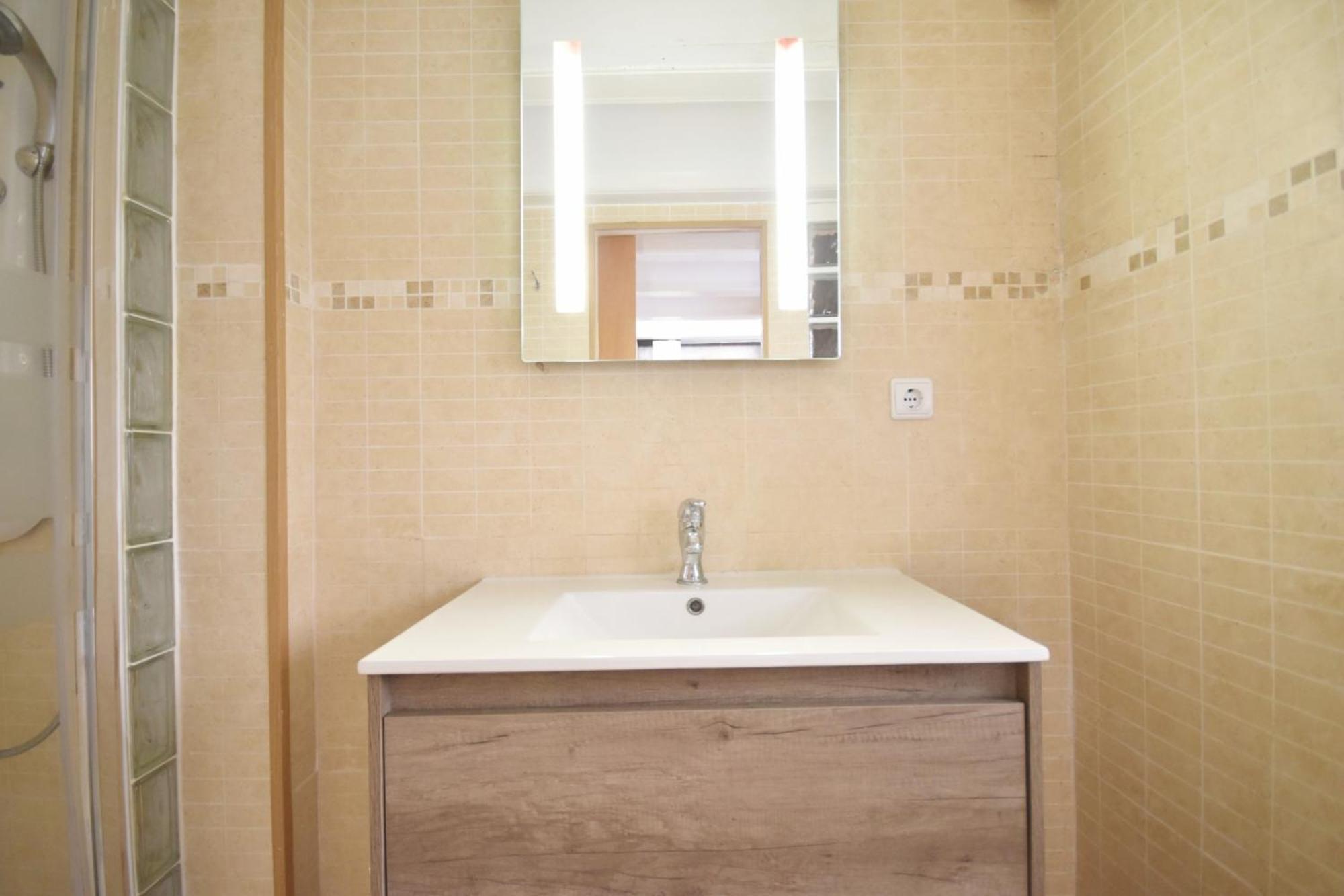 Centrico Al Lado De Torres De Quart Apartment