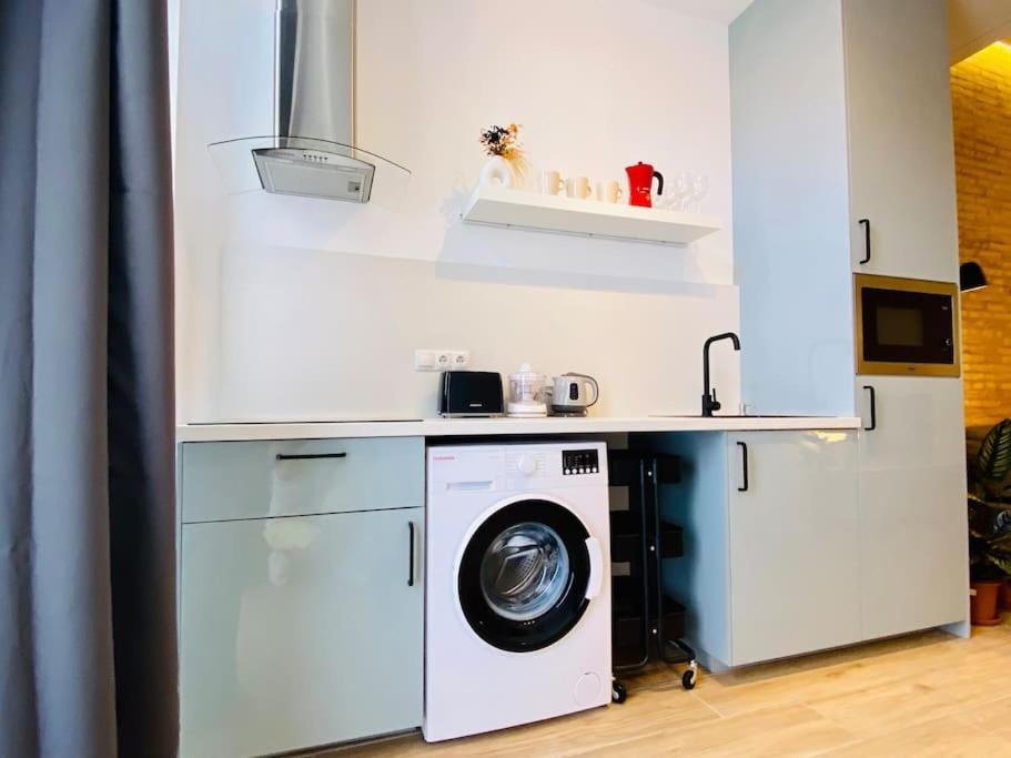 Relaxing Beachside Cabanyal Loft Apartamento *