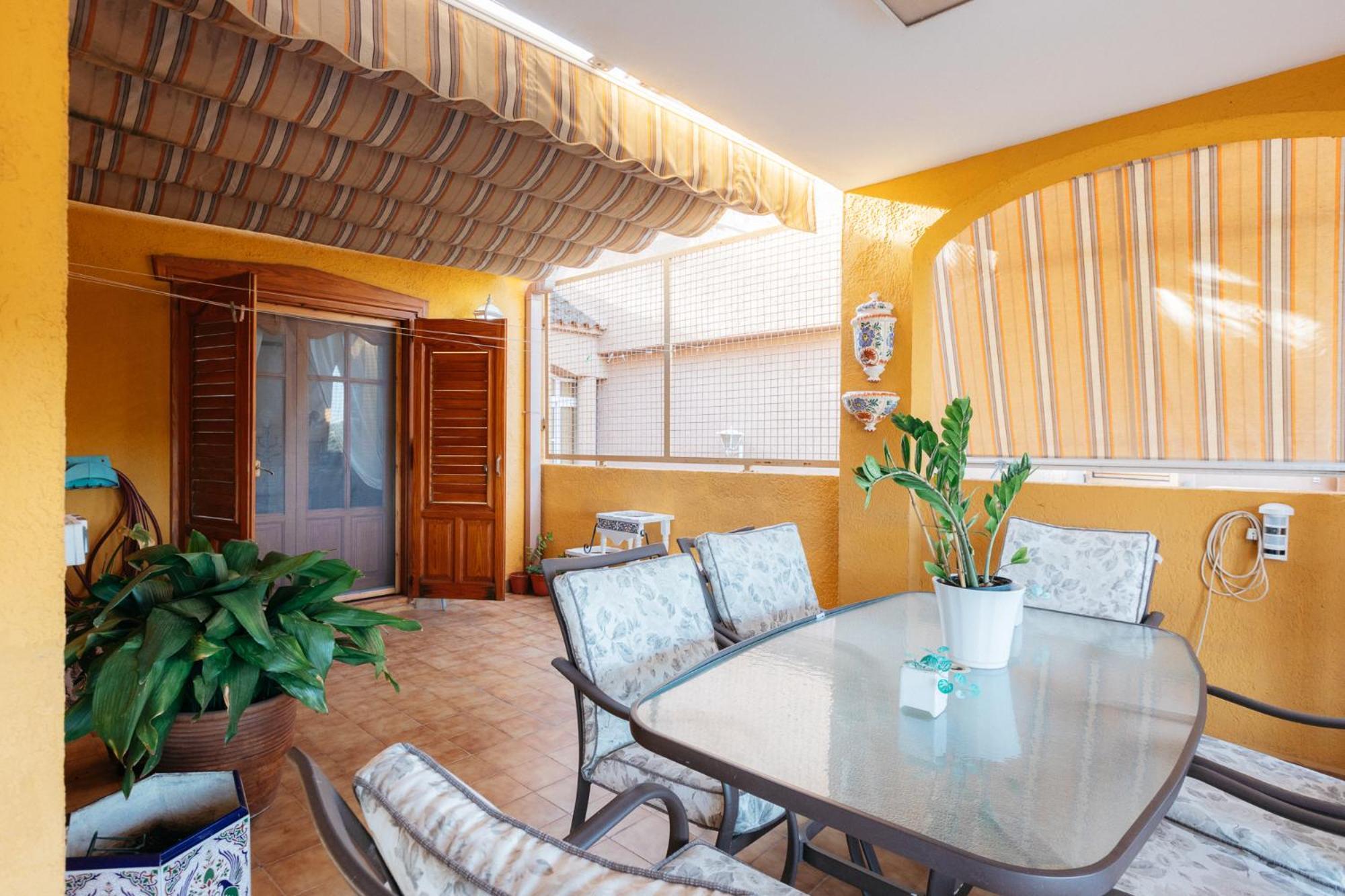 Сasa de vacaciones Chalet, Rodeada De Naturaleza Piscina A Doce Klm De Y 7 Del Aeropuerto *