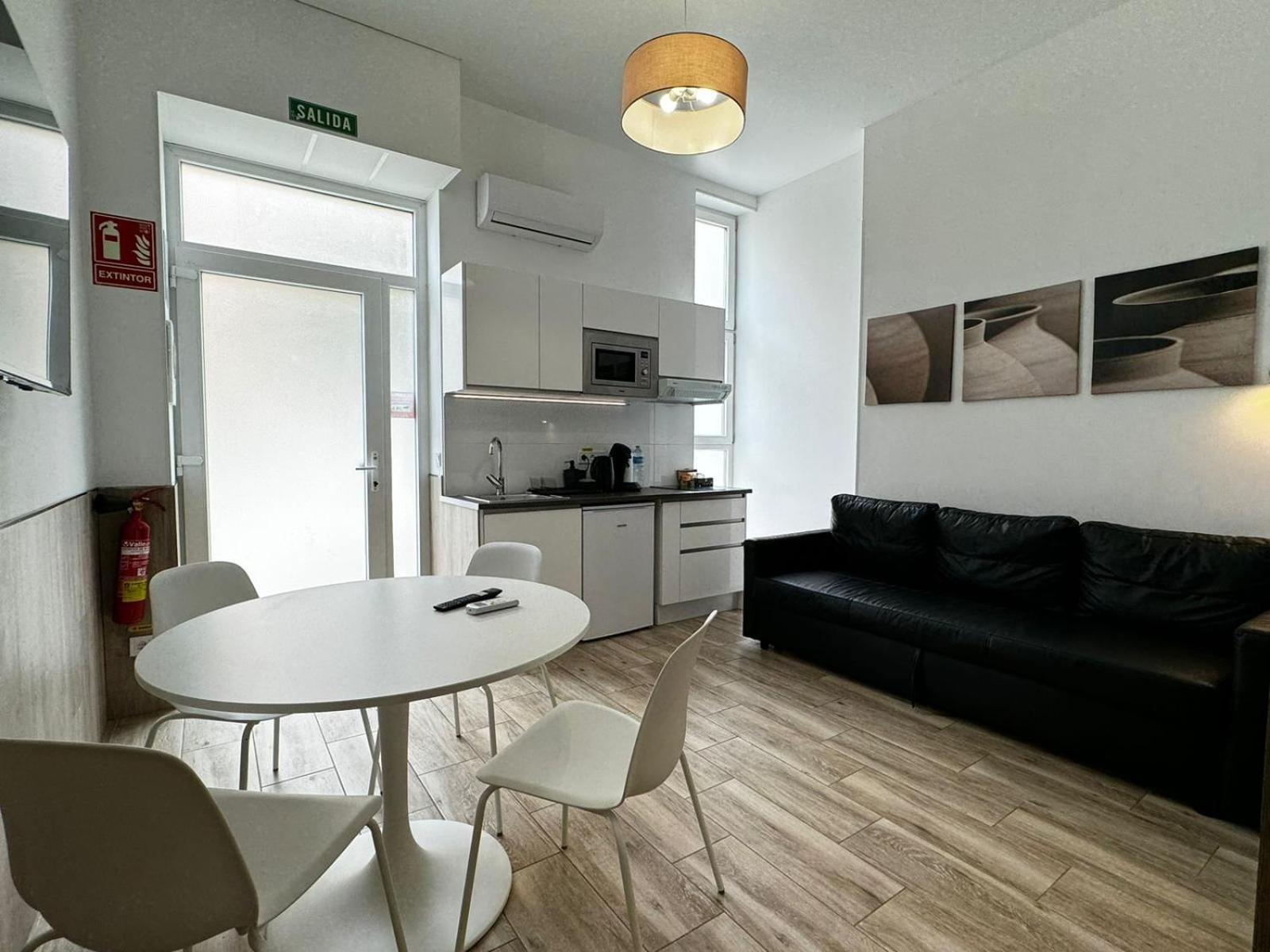 Moderno Apartamento Del Arquitecto Apartahotel Valencia