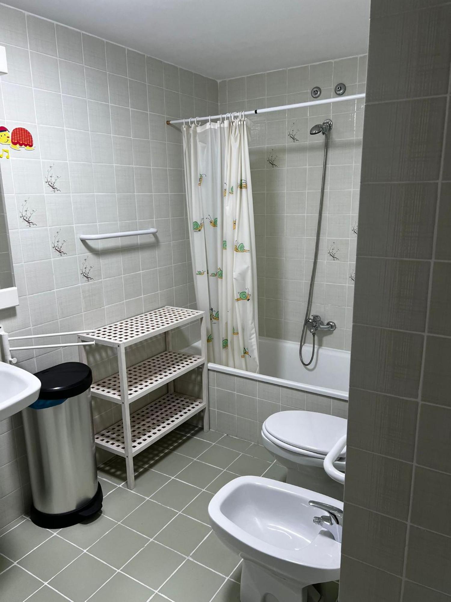 Habitacion Doble Estandar Con Climatizador Homestay