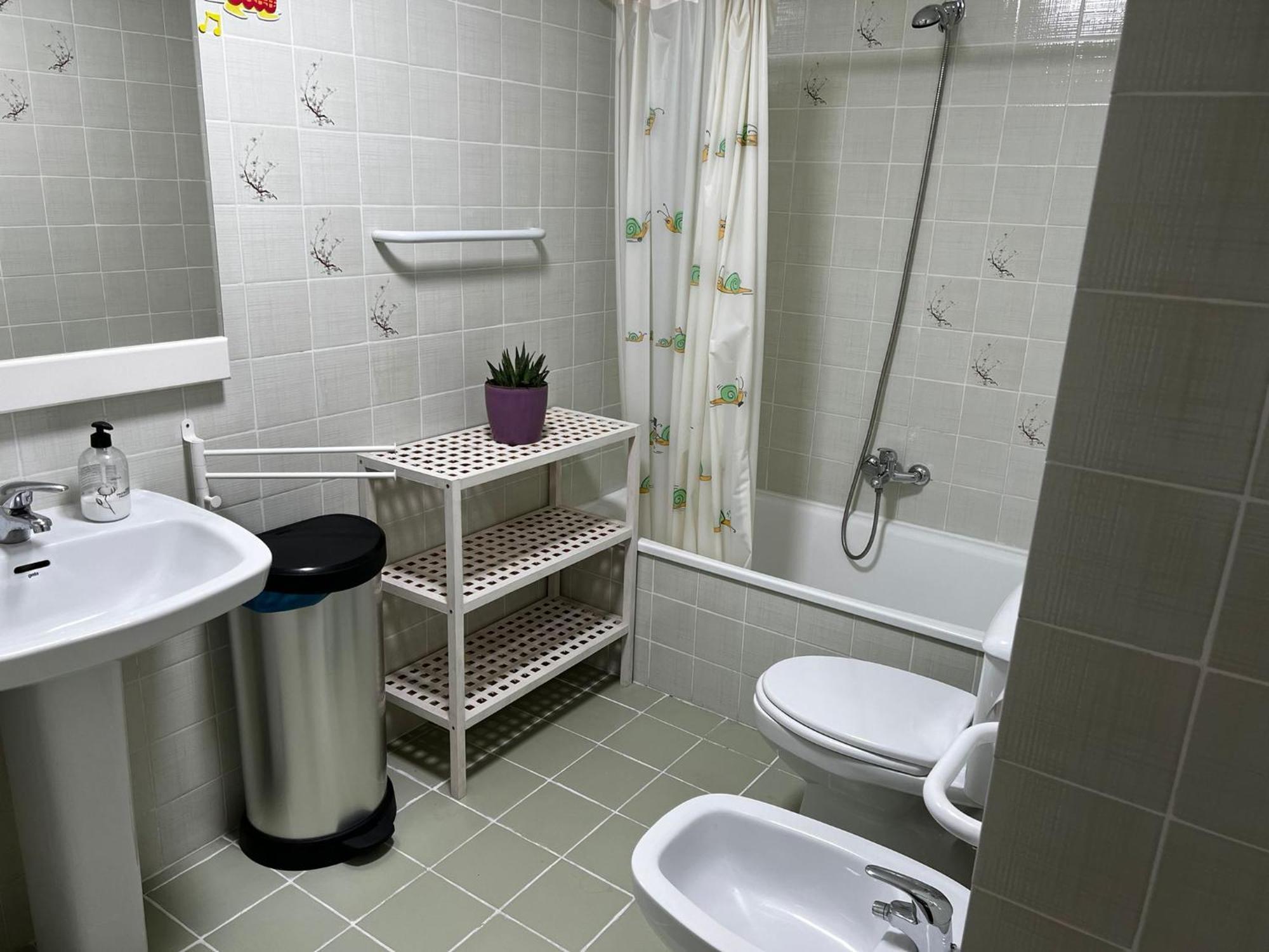 Homestay Habitacion Doble Estandar Con Climatizador *