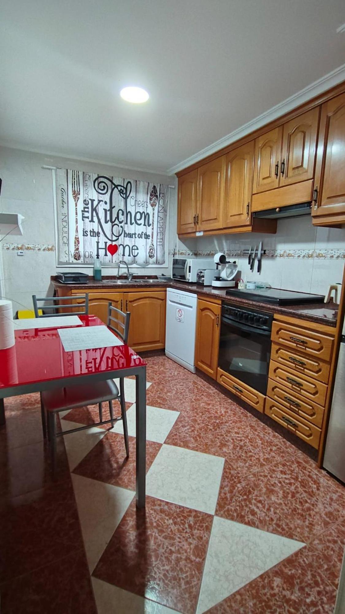 Homestay Paul's - No Turistico Valencia