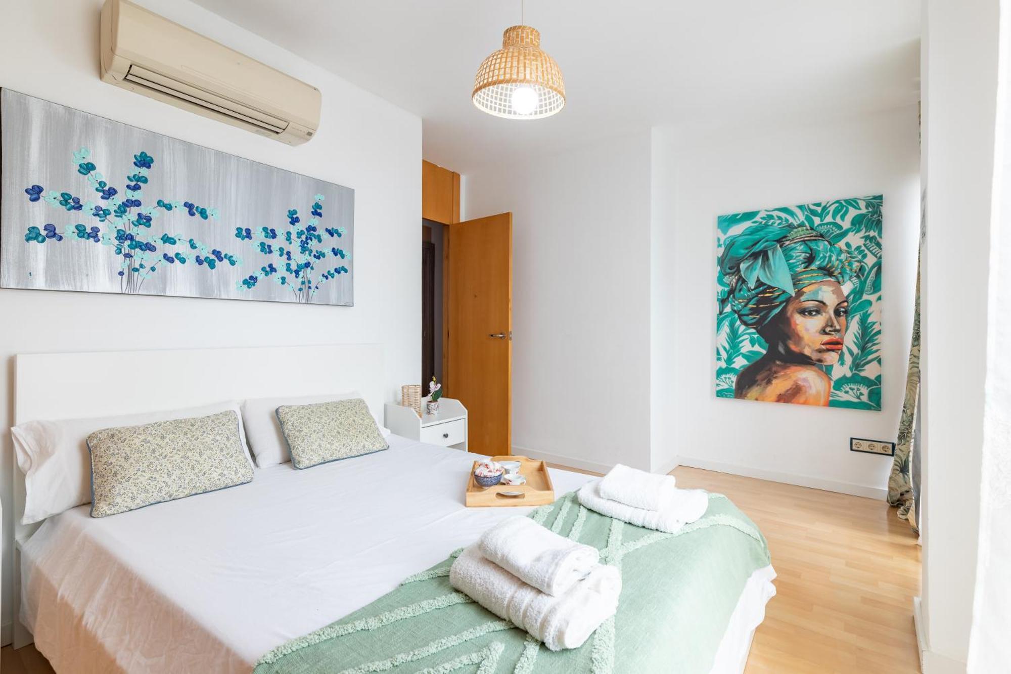 Apartamento Penthouse Duplex In A 4 Floors Spanish House -8 Min To Center By Metro *