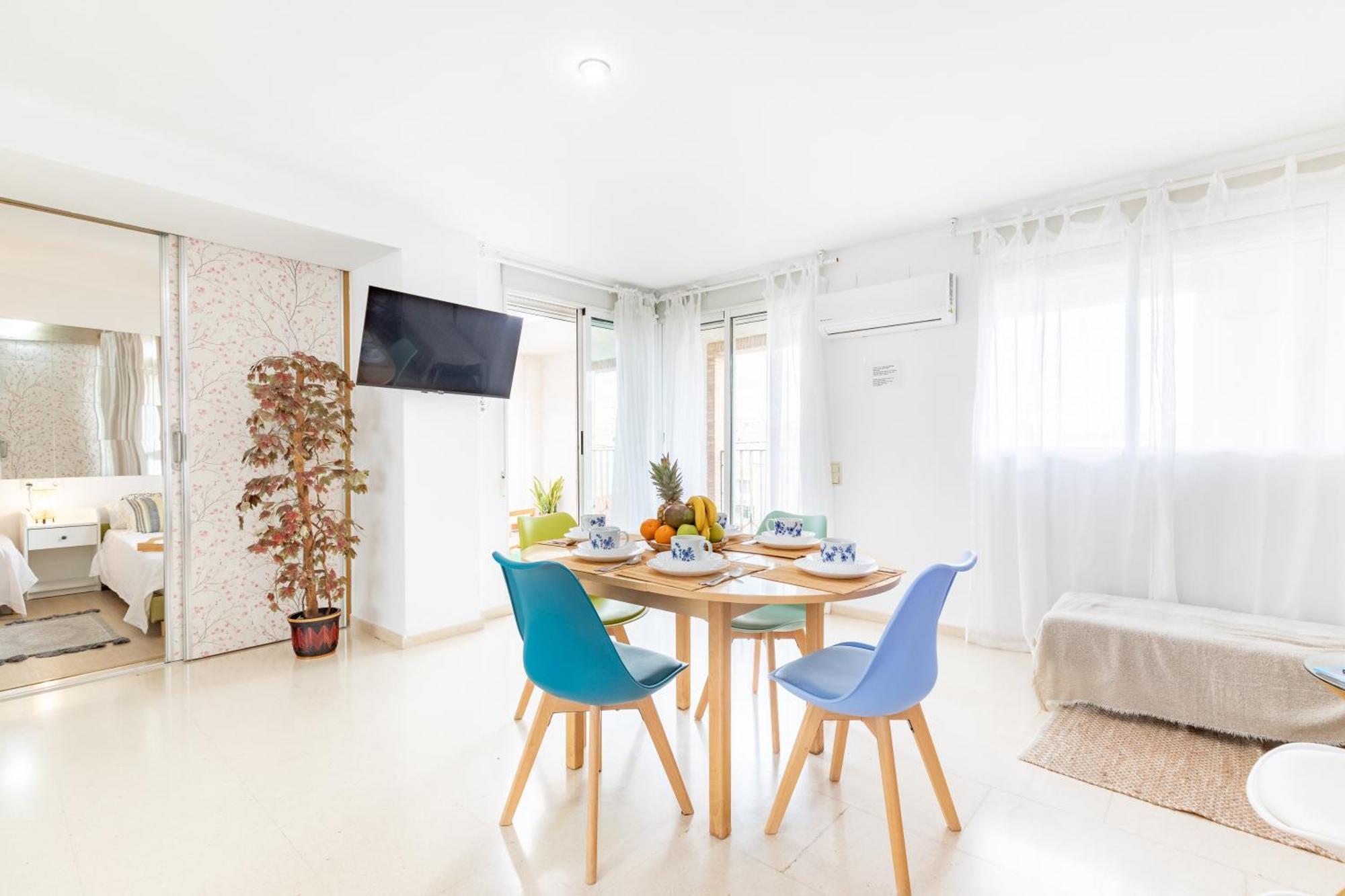 Penthouse Duplex In A 4 Floors Spanish House -8 Min To Center By Metro Apartamento Valencia