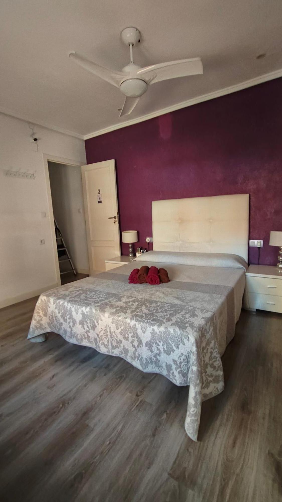 Homestay Paul's - No Turistico Valencia