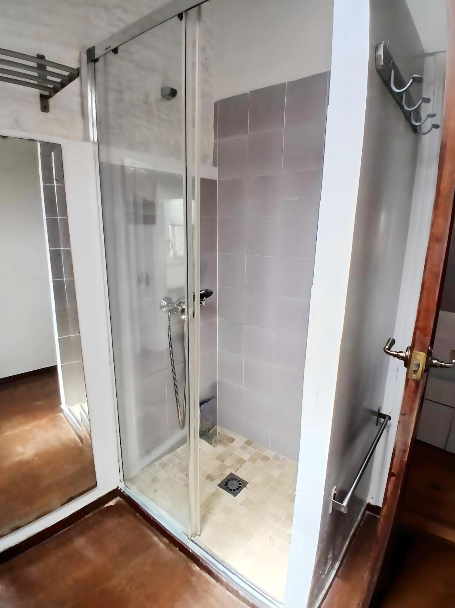 Estudio Ciutat Vella Al Lado De Jardines Del Turia Apartamento