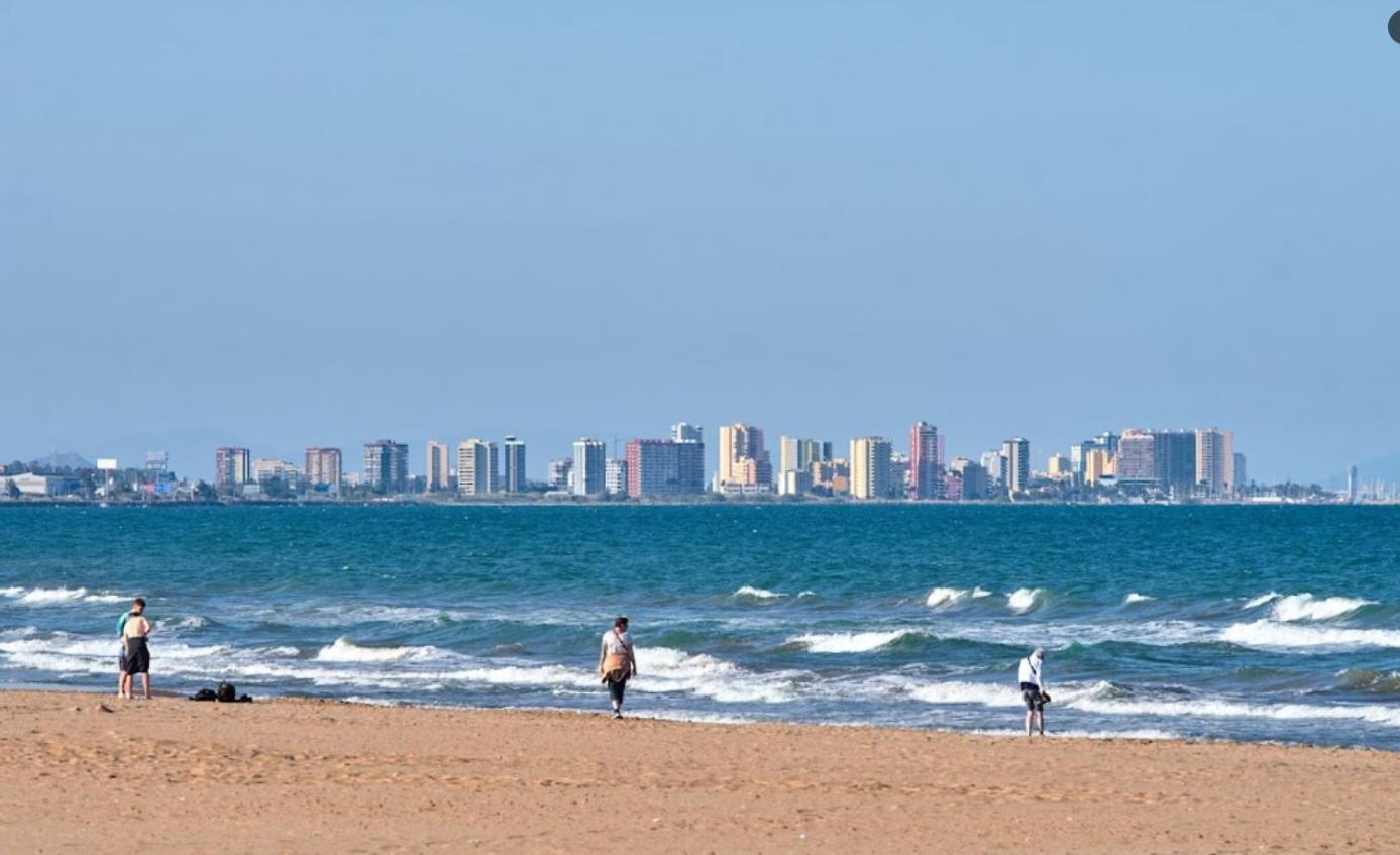 Malvarrosa Comoda Y Sencilla Cerca De La Playa Homestay