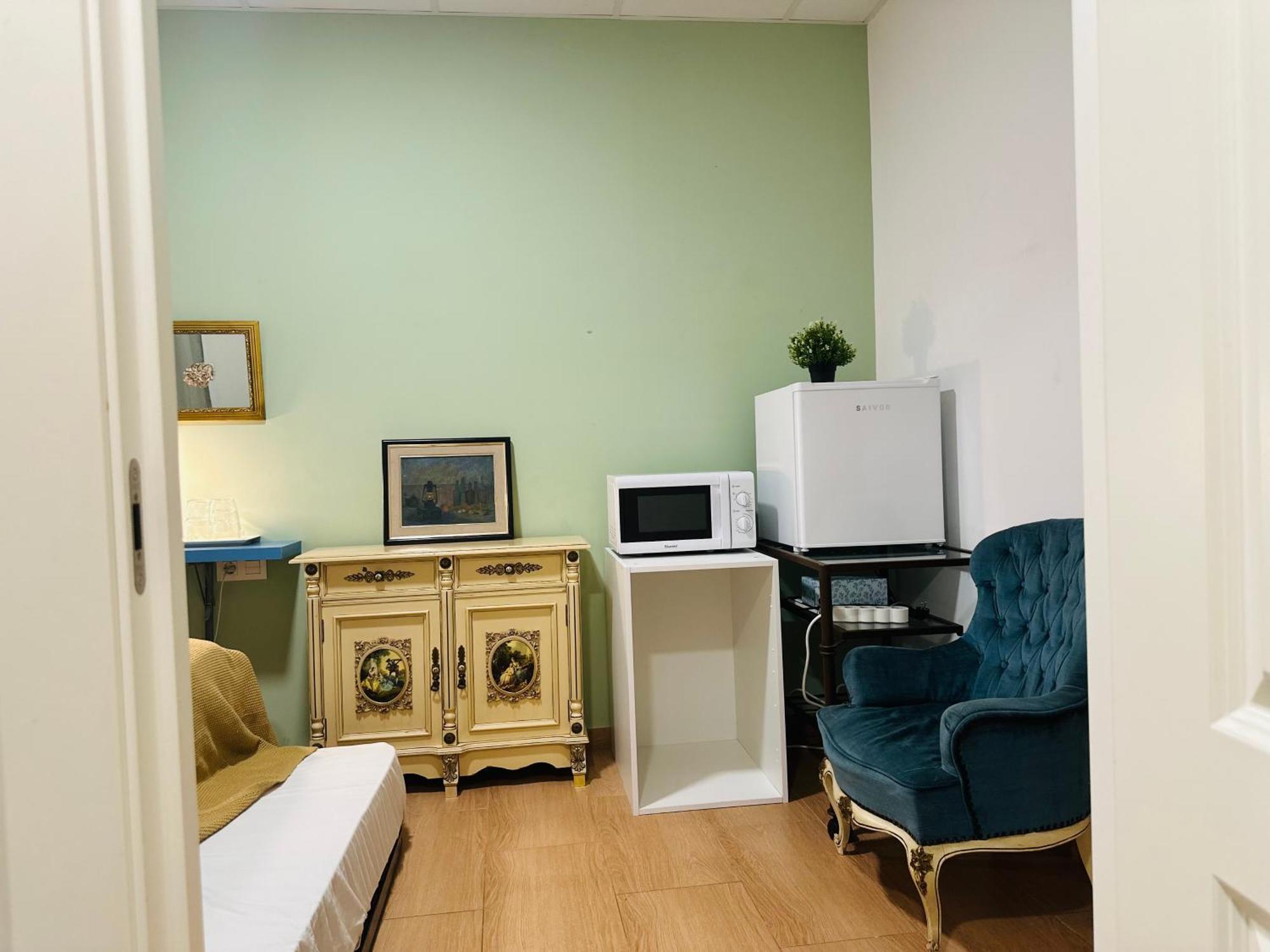 Mirador 2 Del Mercado - Con Bano Privado En El Centro De La Ciudad Vella Homestay *